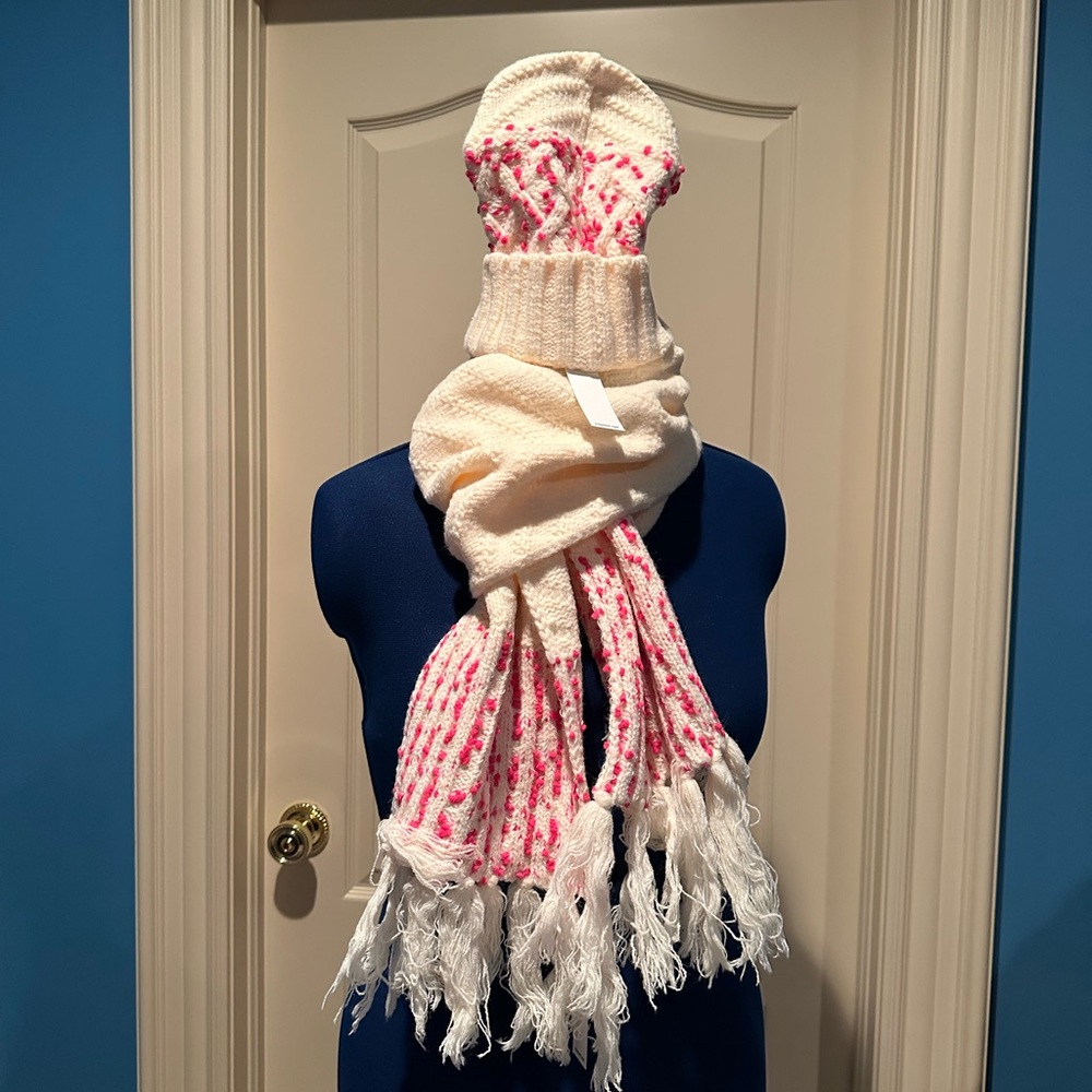 Trina Turk cold weather womens  hat and scarf set.  hot pink yarn with cream.